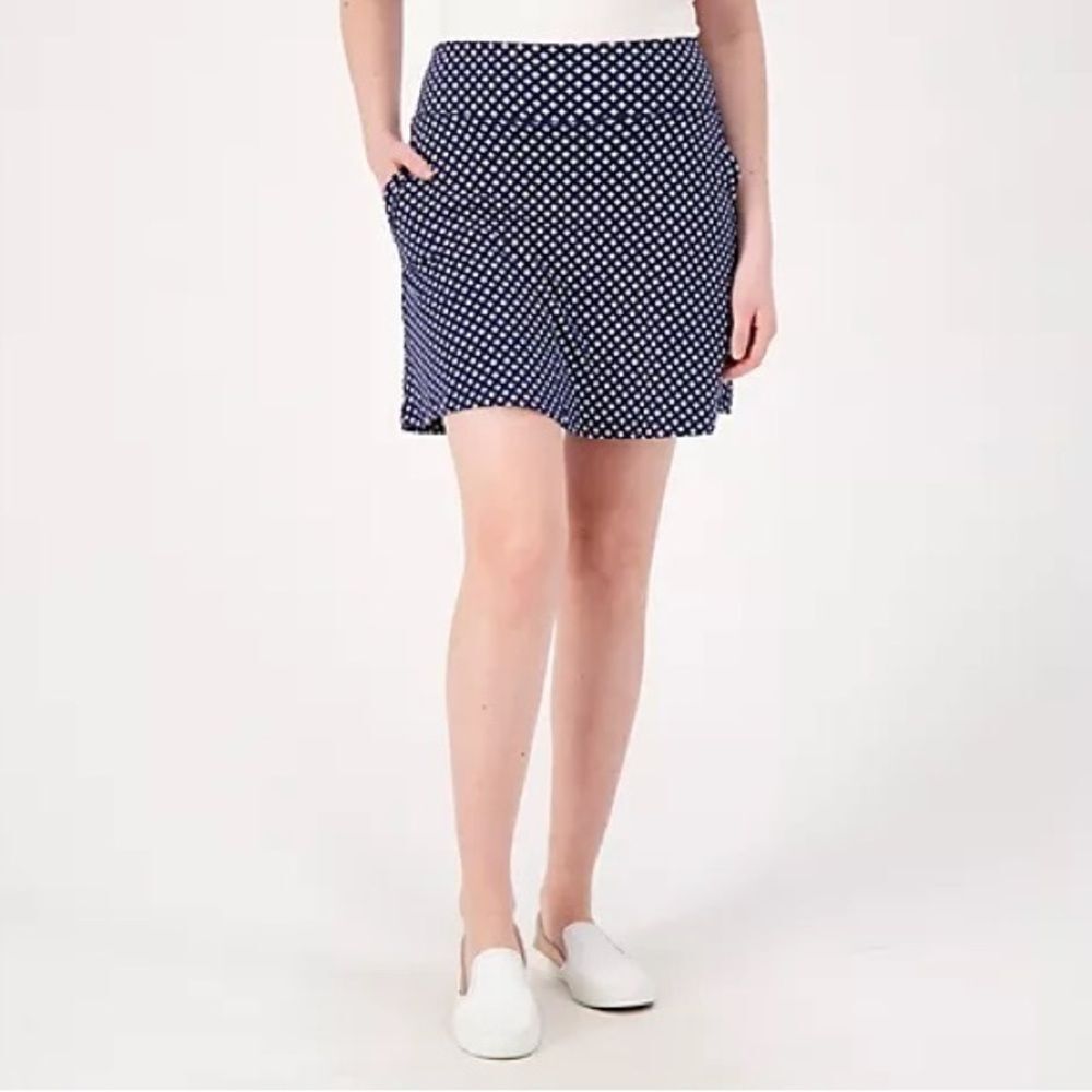 Cuddl Duds Flexwear Skort with Pockets sz L Navy NWOT # C893